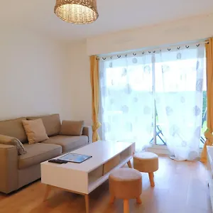 Olivia - T2 - Confort - Wifi- Parking , Vannes France
